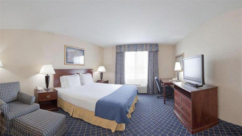 Holiday Inn Express Hotel & Suites Farmington, An Ihg Hotel Екстериор снимка