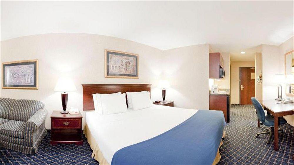Holiday Inn Express Hotel & Suites Farmington, An Ihg Hotel Екстериор снимка