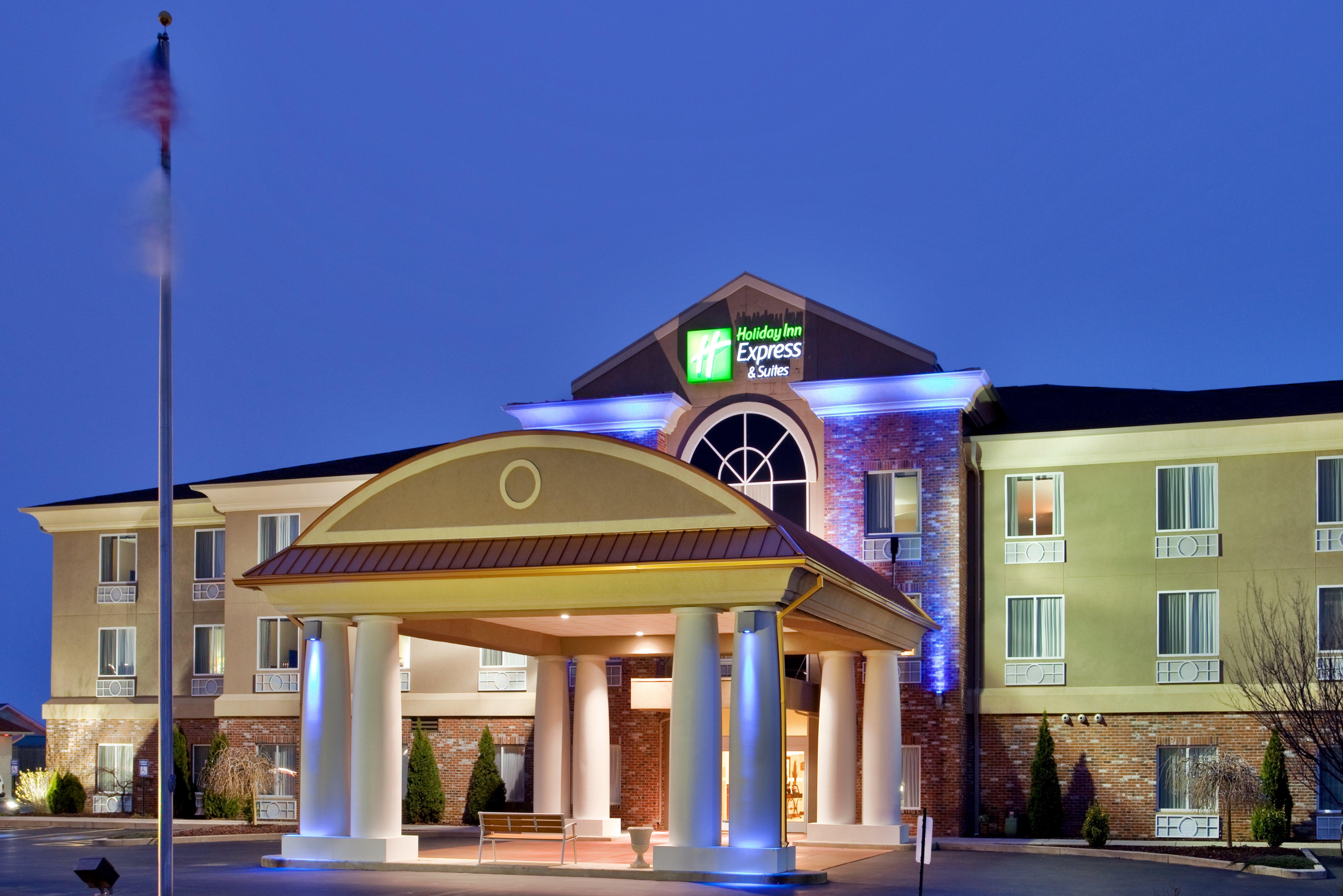Holiday Inn Express Hotel & Suites Farmington, An Ihg Hotel Екстериор снимка