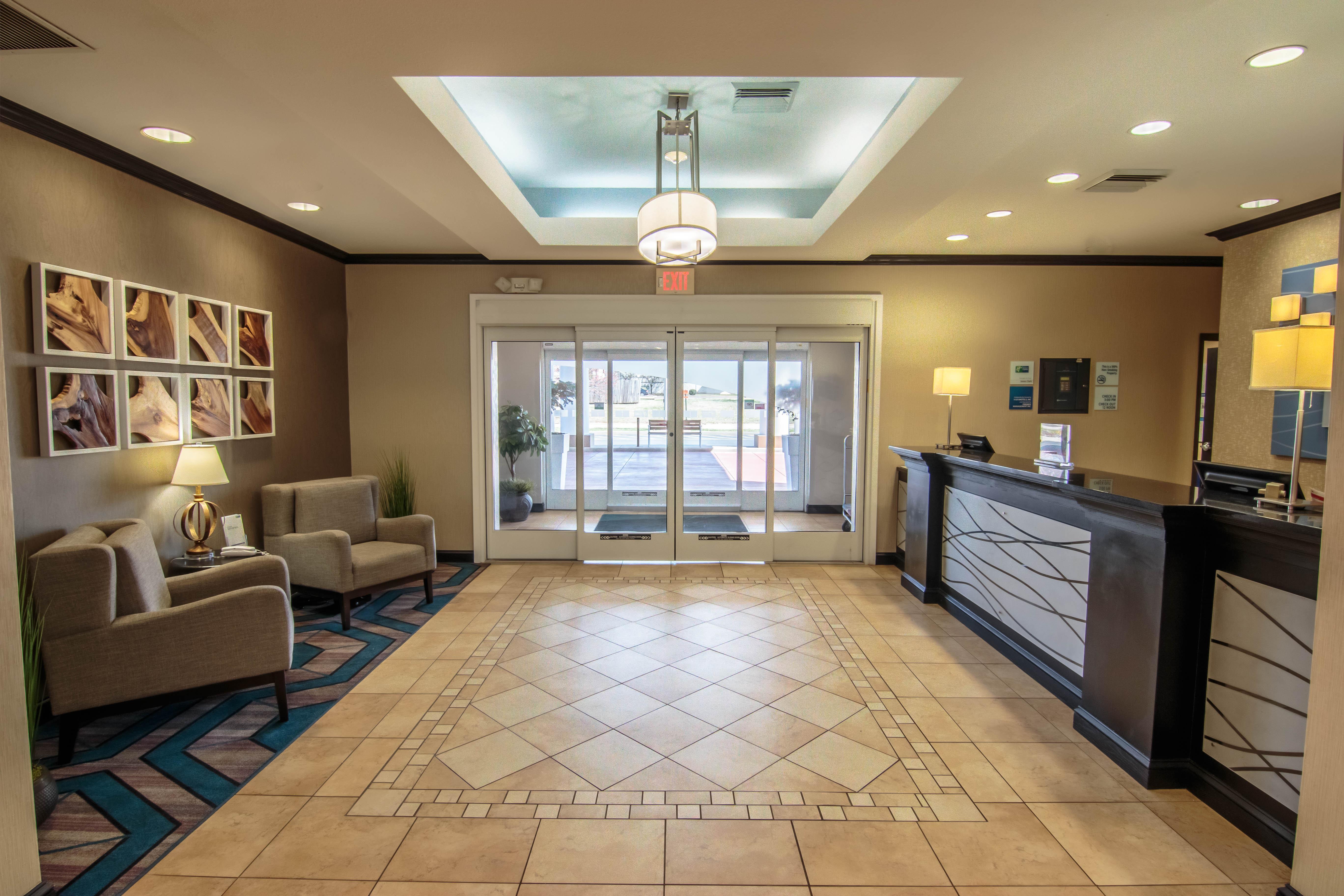 Holiday Inn Express Hotel & Suites Farmington, An Ihg Hotel Екстериор снимка